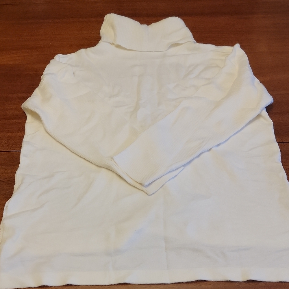 Cream Turtleneck Sweater. Size L